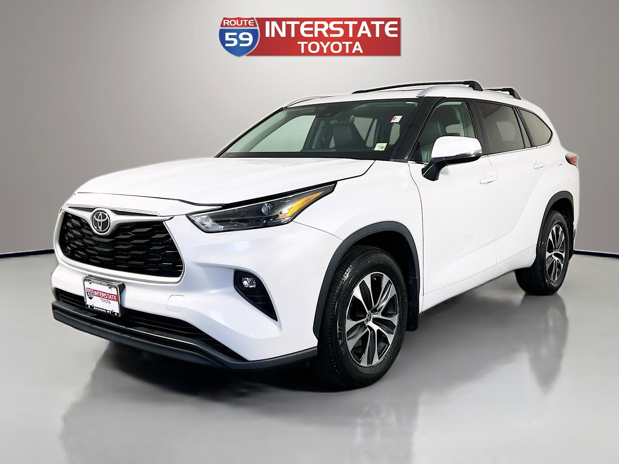 2023 Toyota Highlander Base