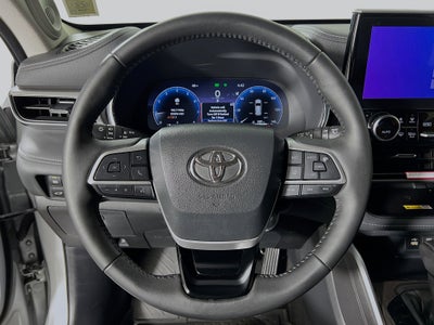 2024 Toyota Highlander Platinum