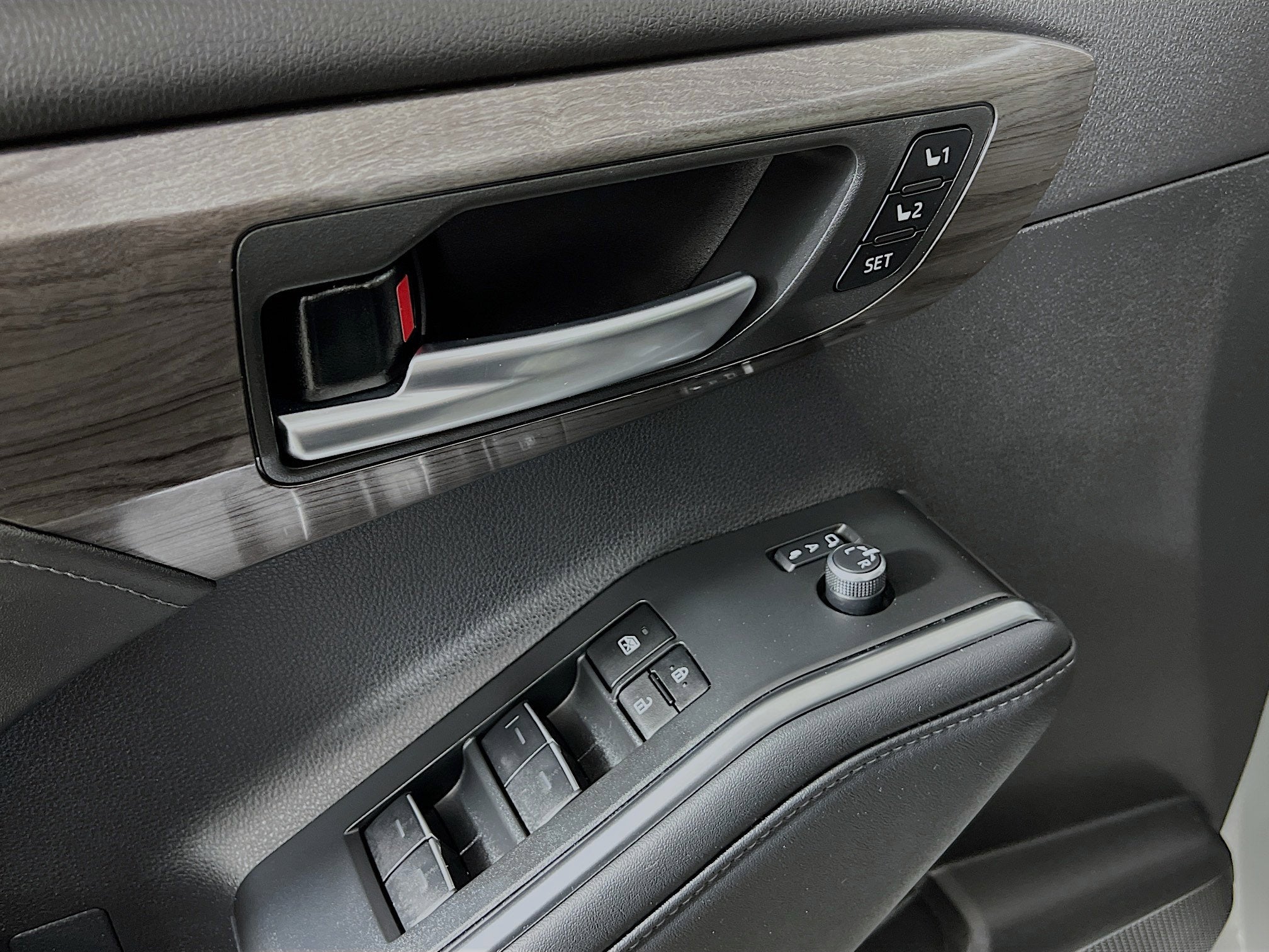 2024 Toyota Highlander Platinum