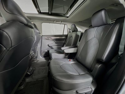 2024 Toyota Highlander Platinum