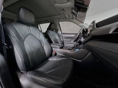 2024 Toyota Highlander Platinum
