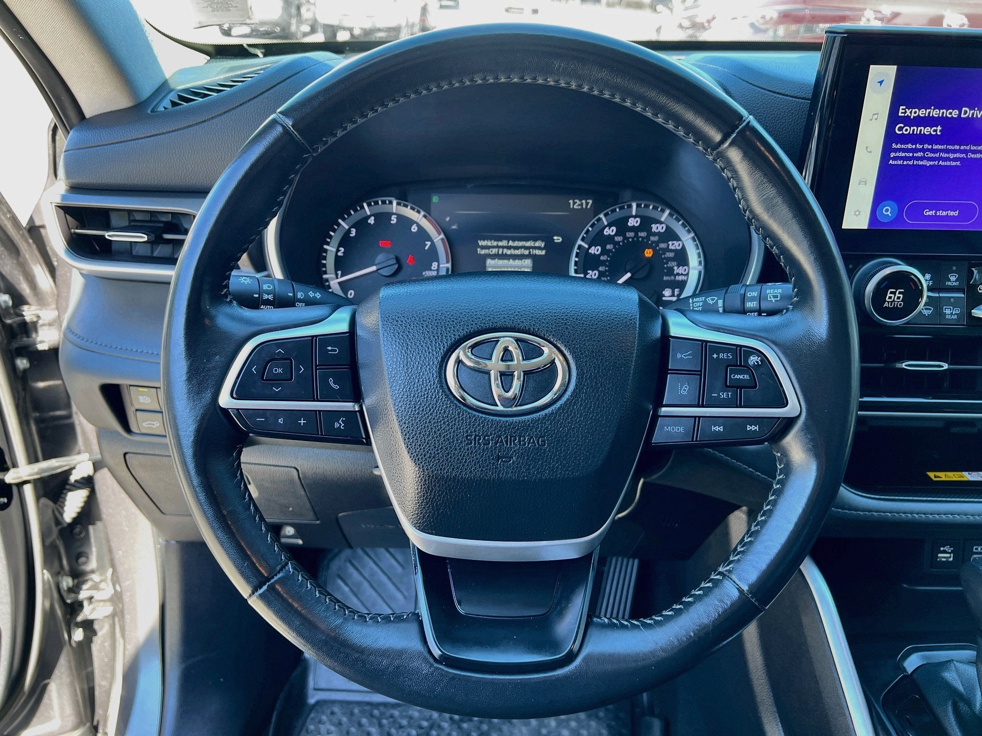 2024 Toyota Highlander Base