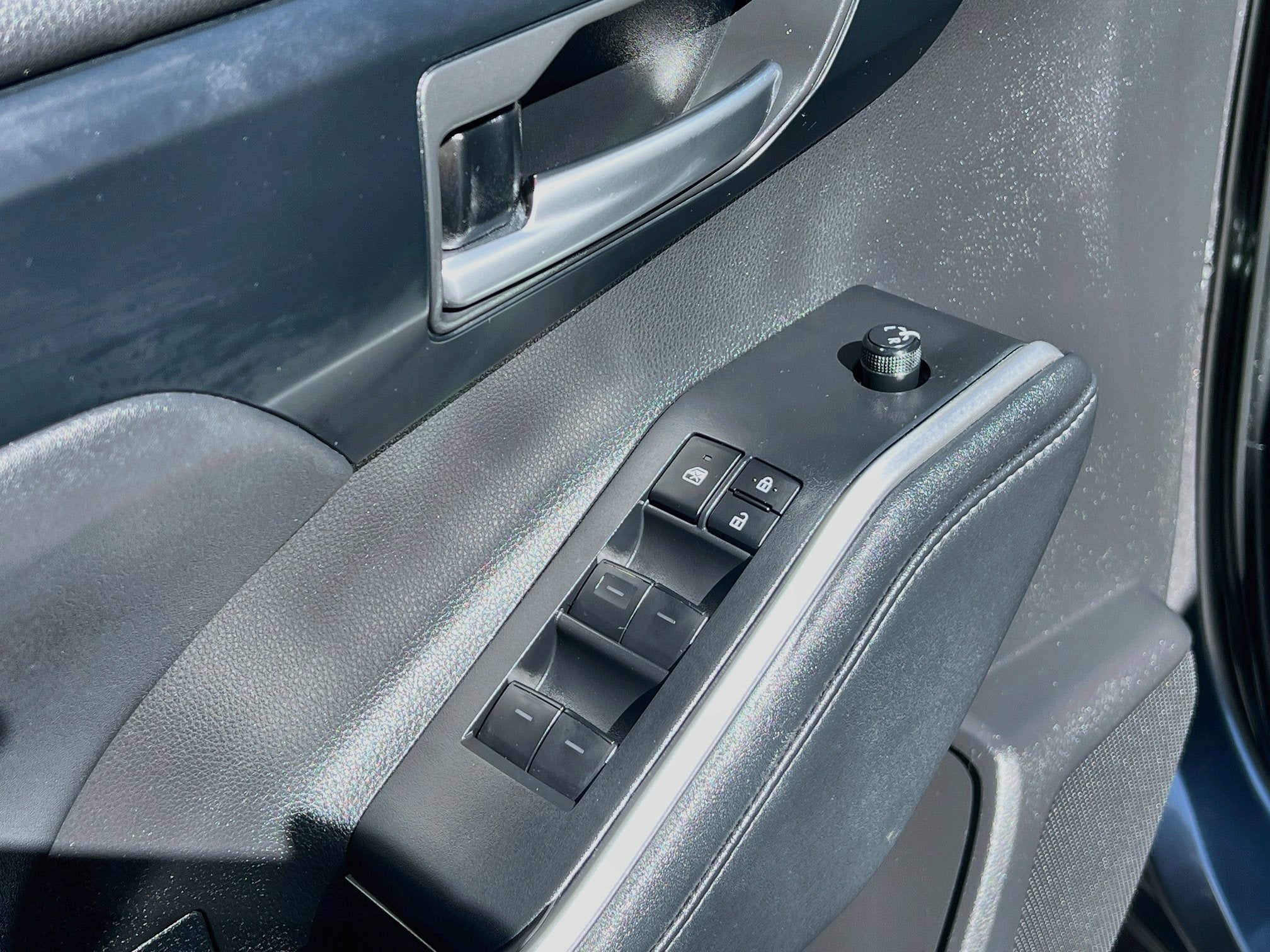 2024 Toyota Highlander Base