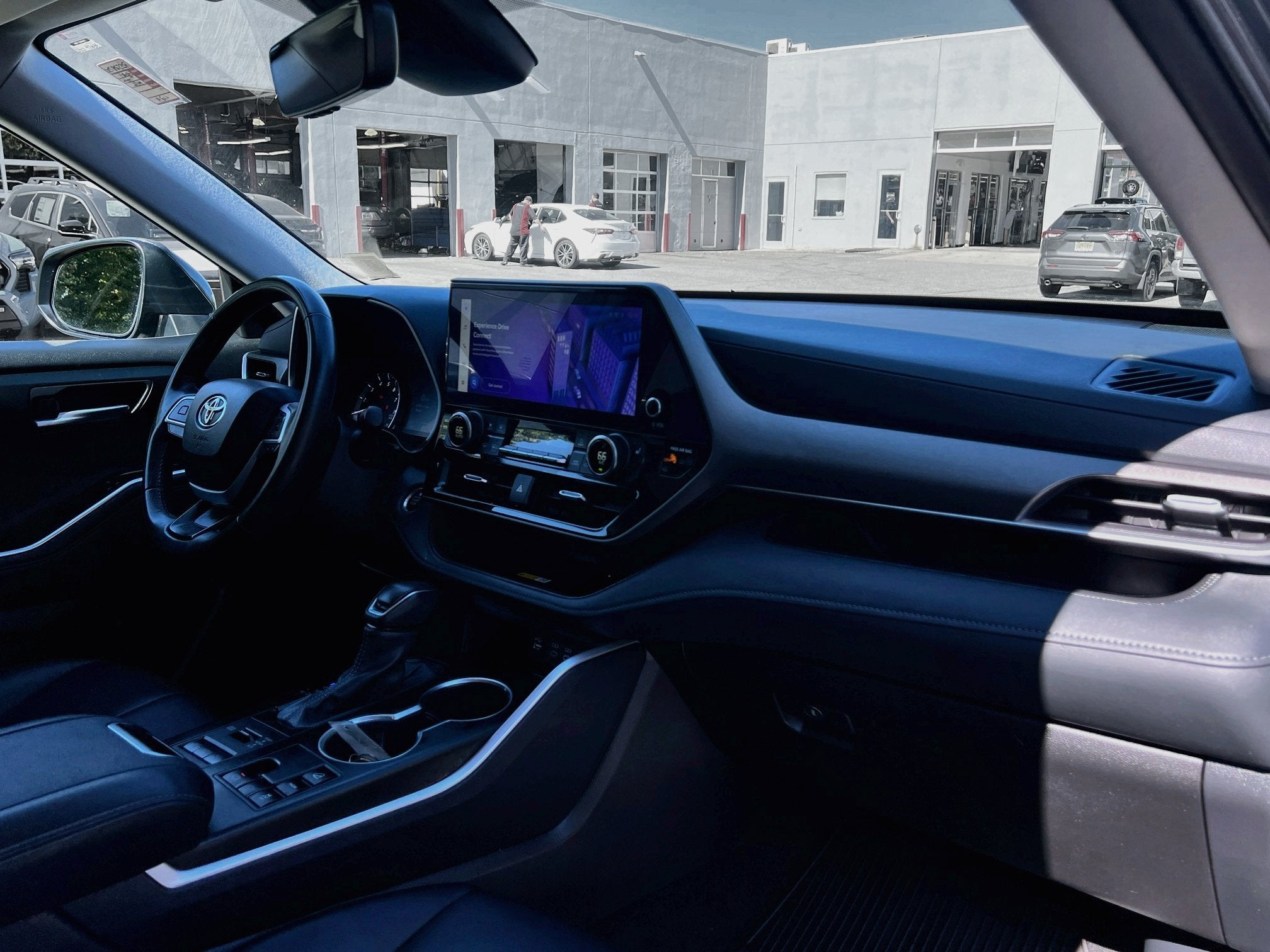 2024 Toyota Highlander Base