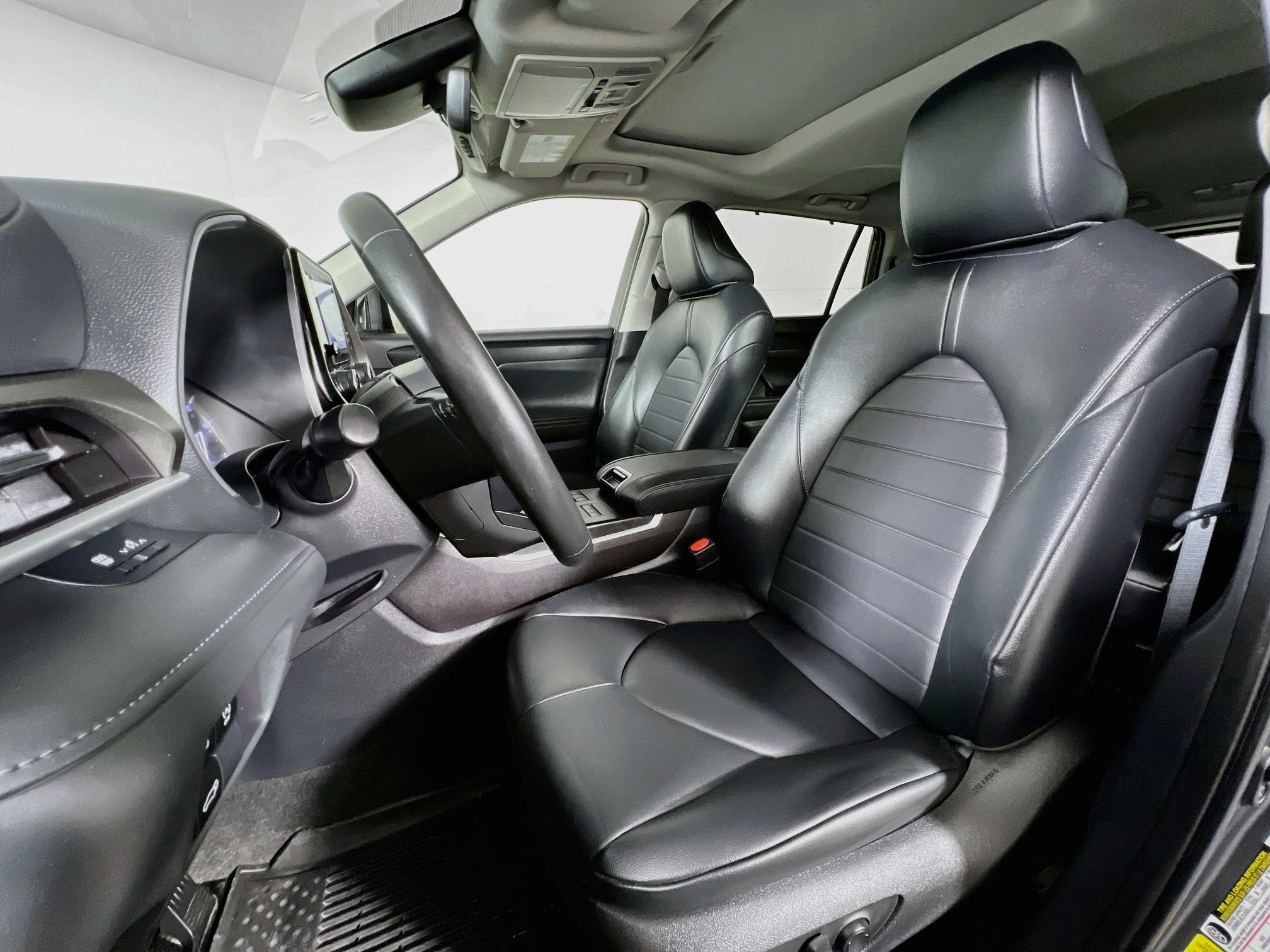 2024 Toyota Highlander Base