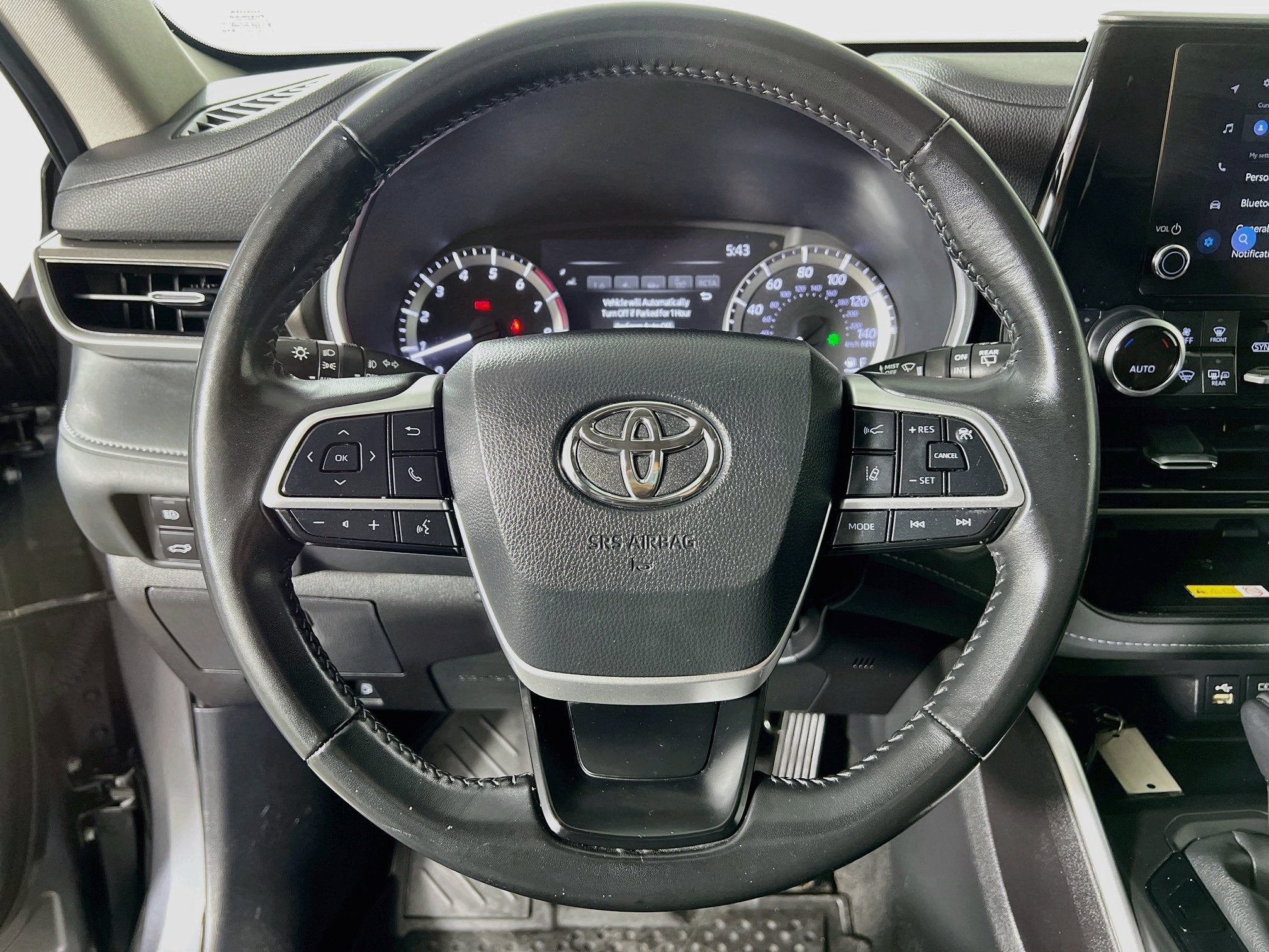 2024 Toyota Highlander Base