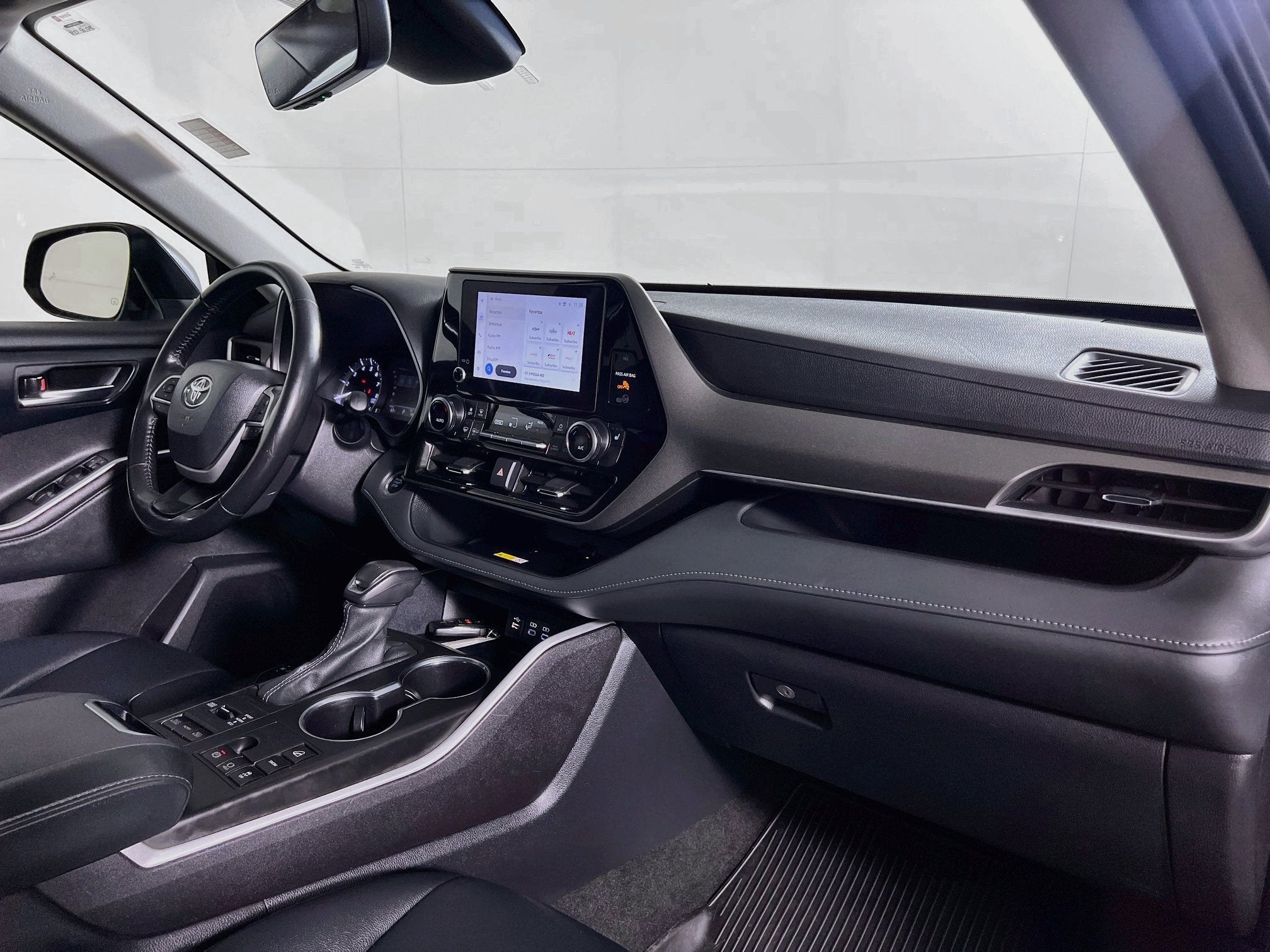 2024 Toyota Highlander Base