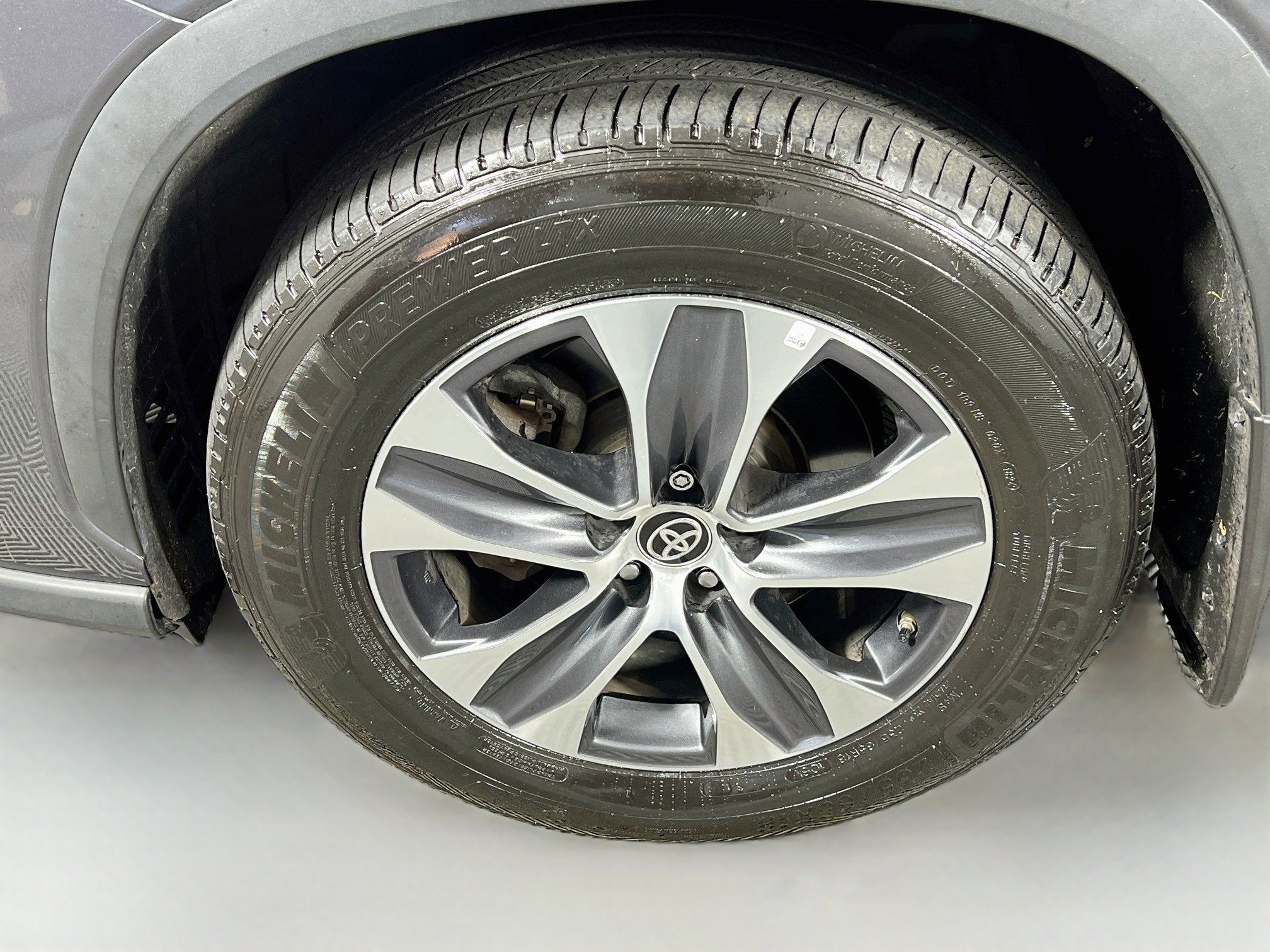2024 Toyota Highlander Base