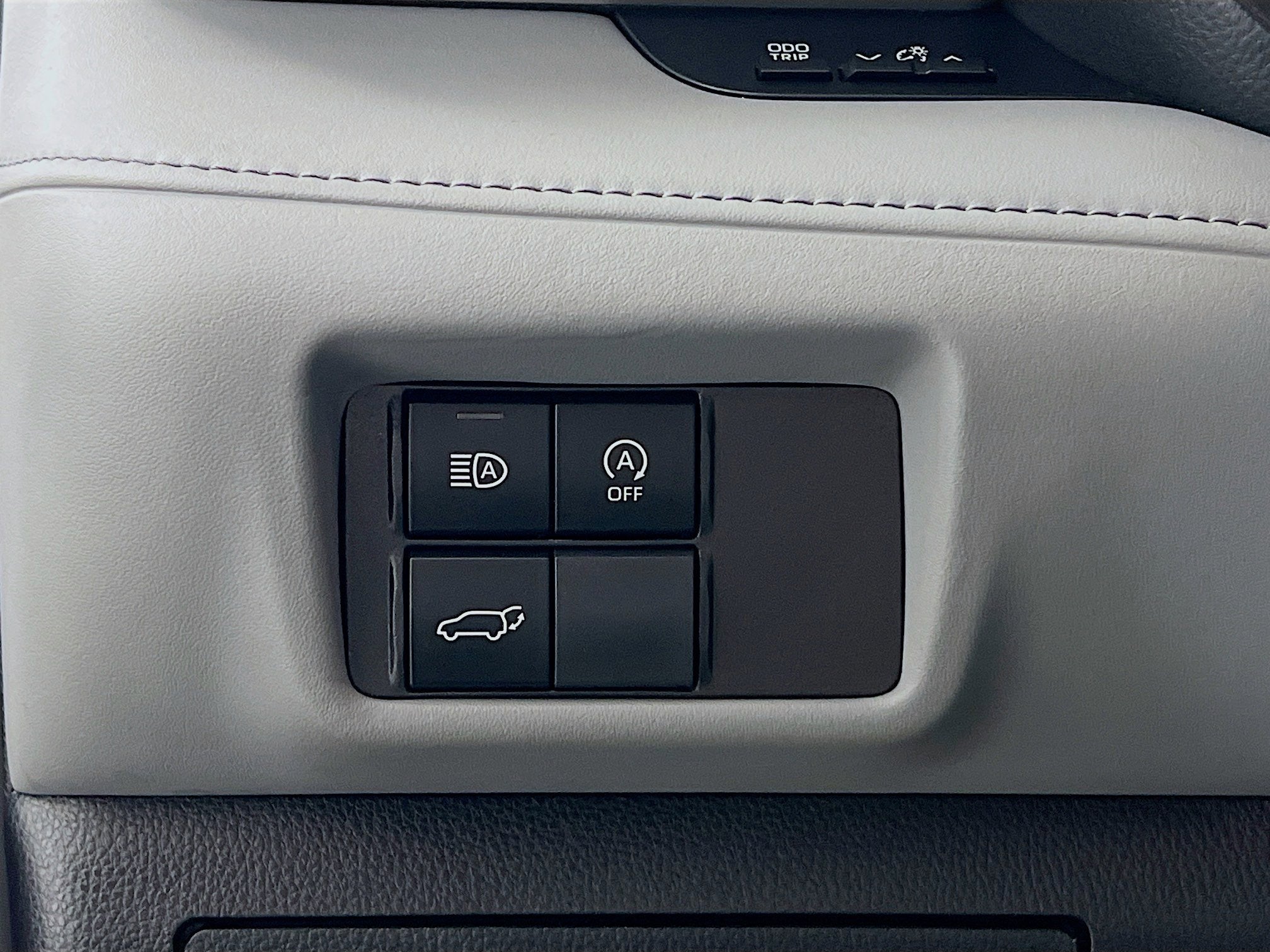 2023 Toyota Highlander Base