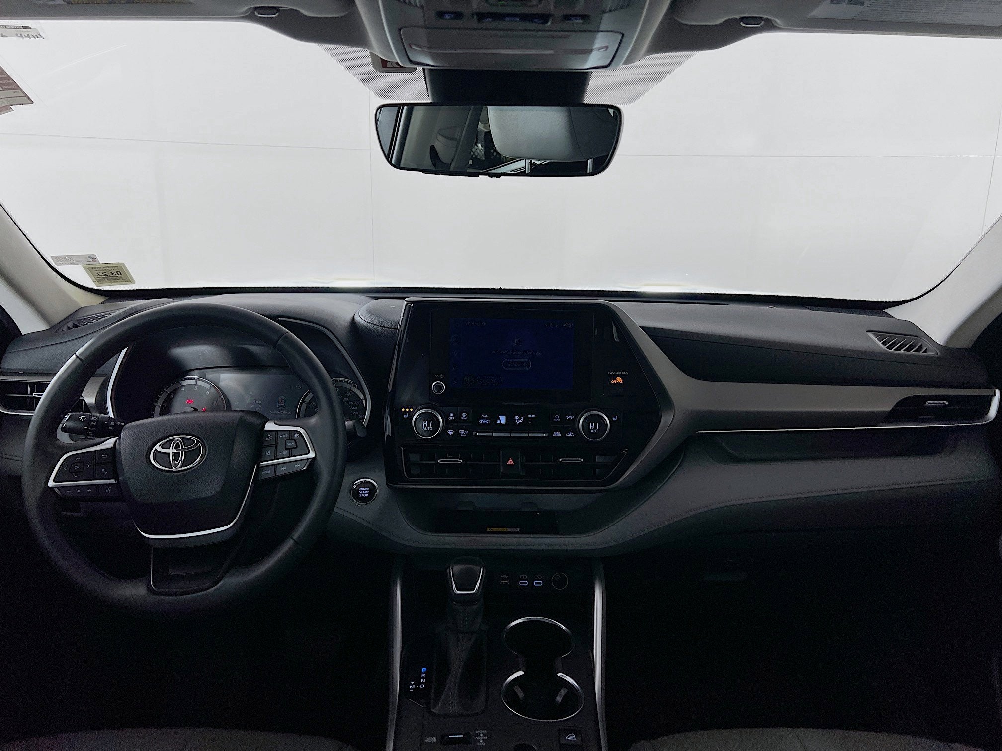 2023 Toyota Highlander Base