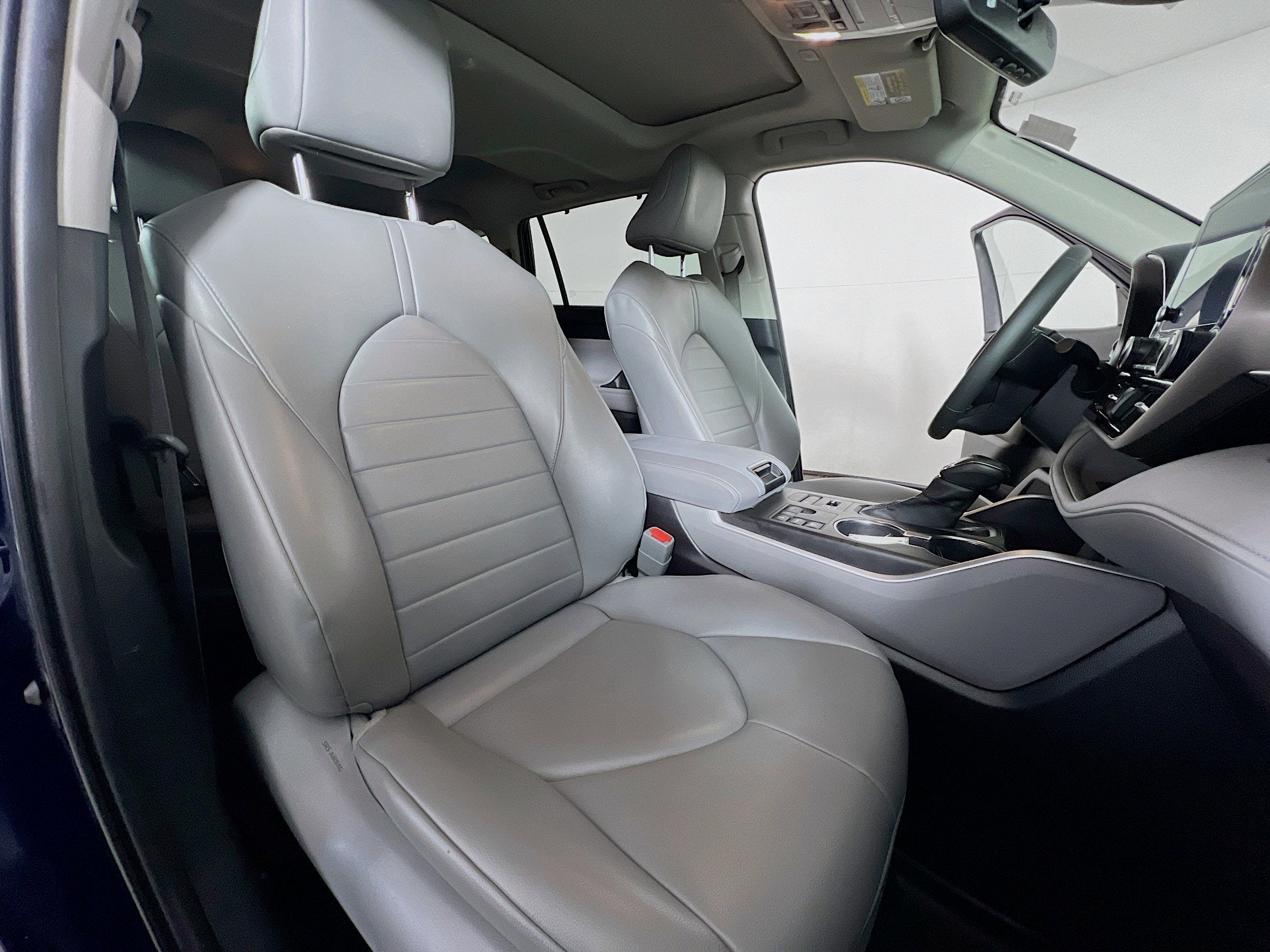 2023 Toyota Highlander Base