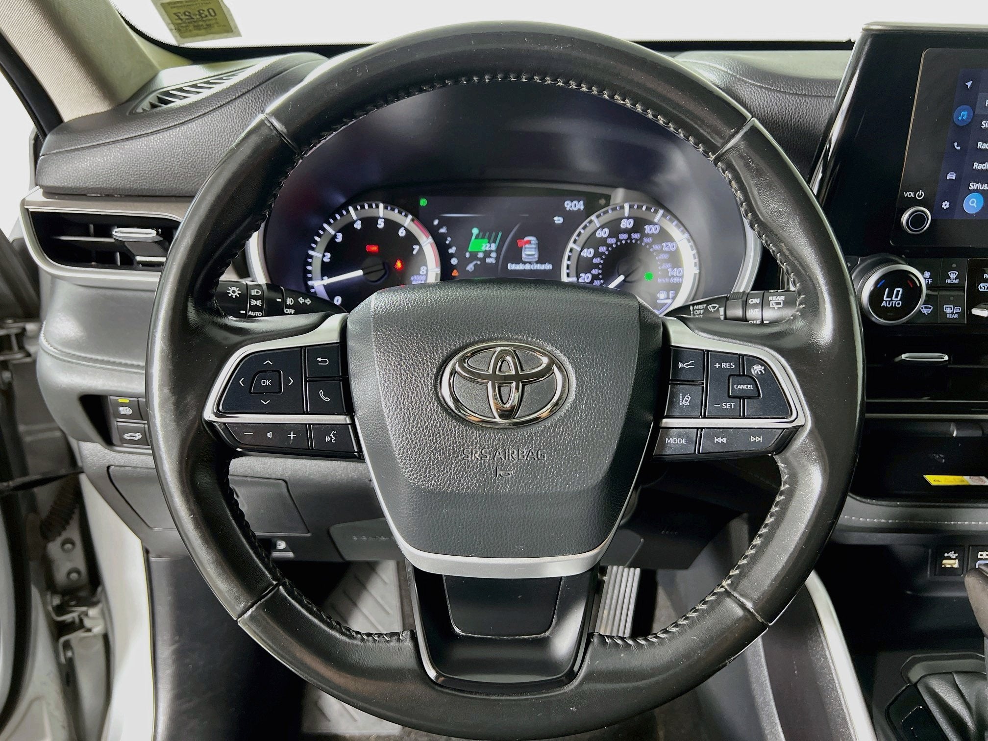 2023 Toyota Highlander Base