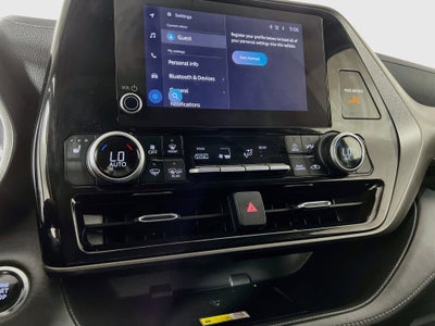 2023 Toyota Highlander Base