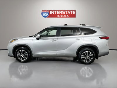 2023 Toyota Highlander Base