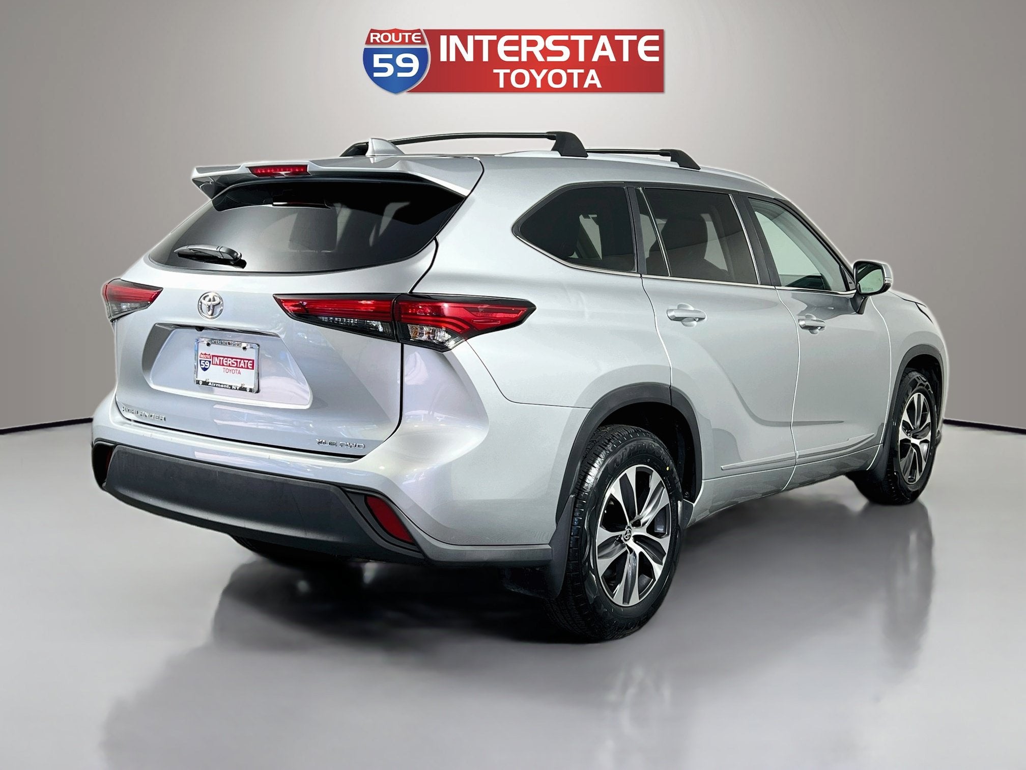 2023 Toyota Highlander Base