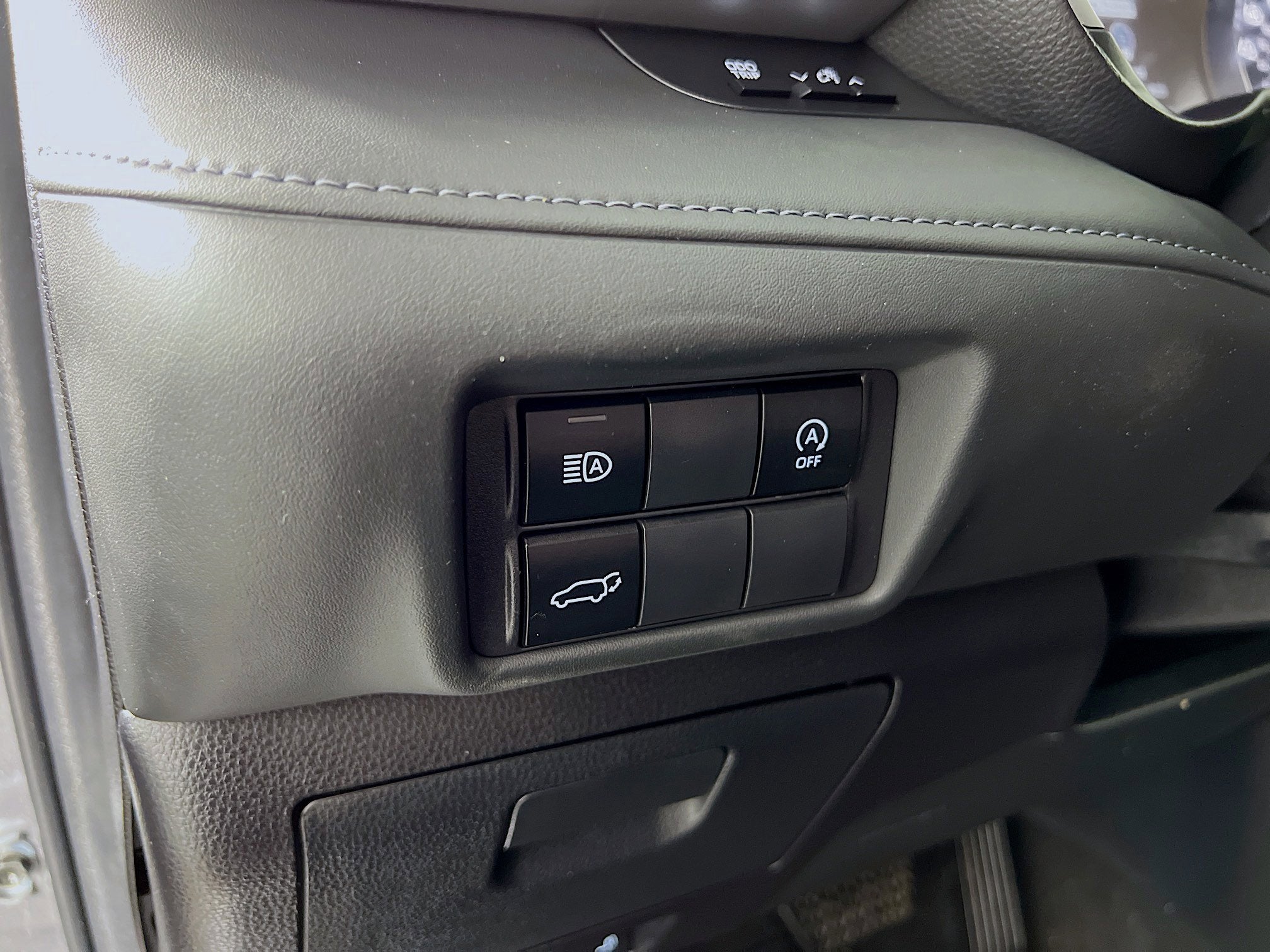 2023 Toyota Highlander Base
