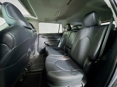 2023 Toyota Highlander Base