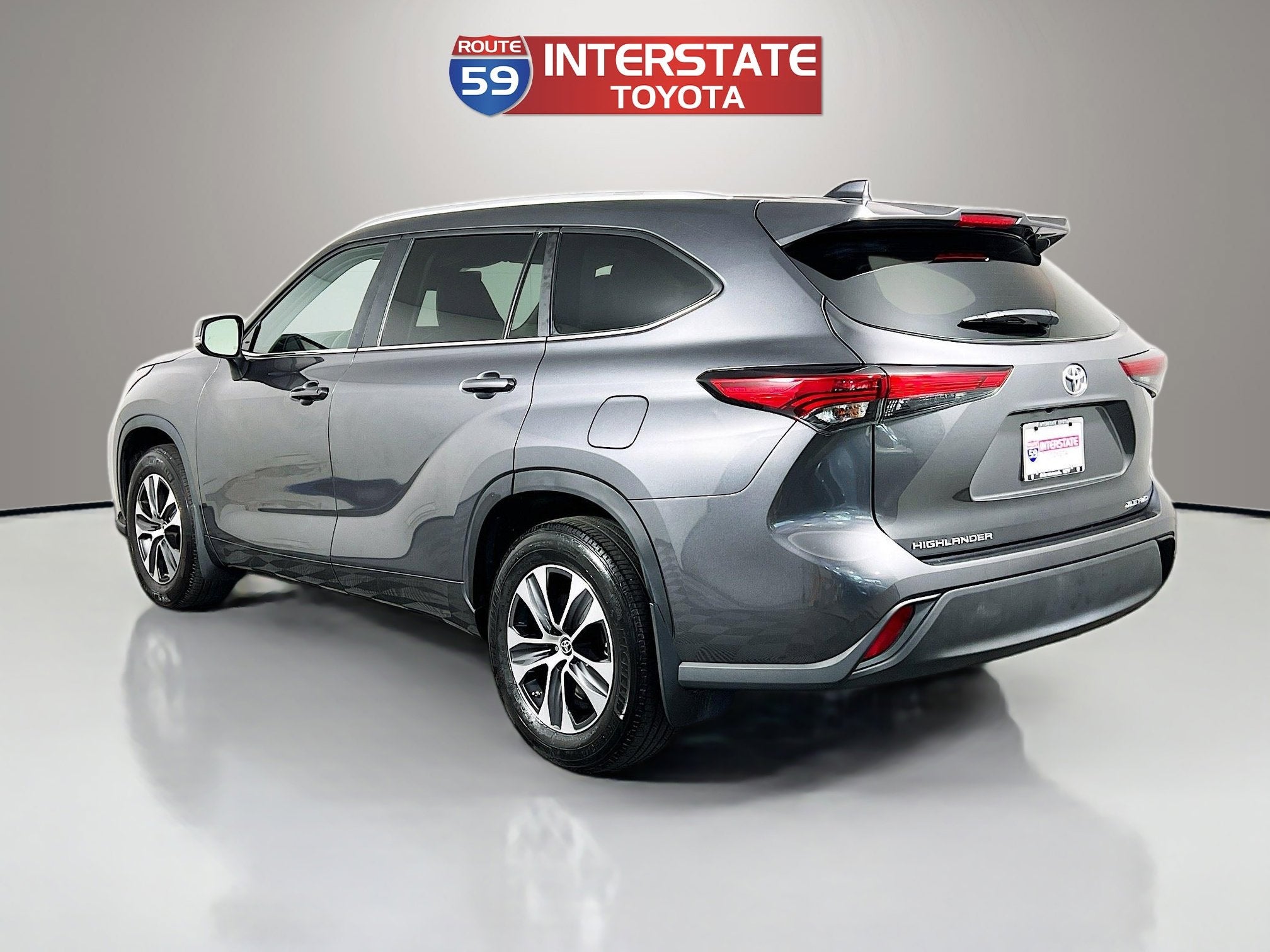 2023 Toyota Highlander Base