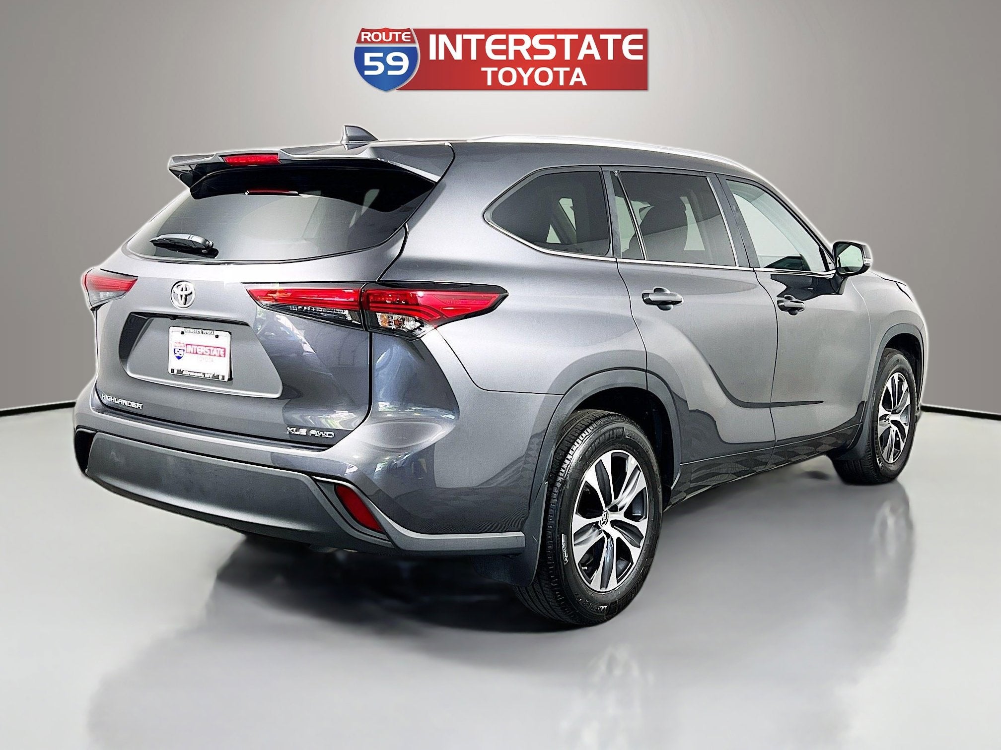 2023 Toyota Highlander Base