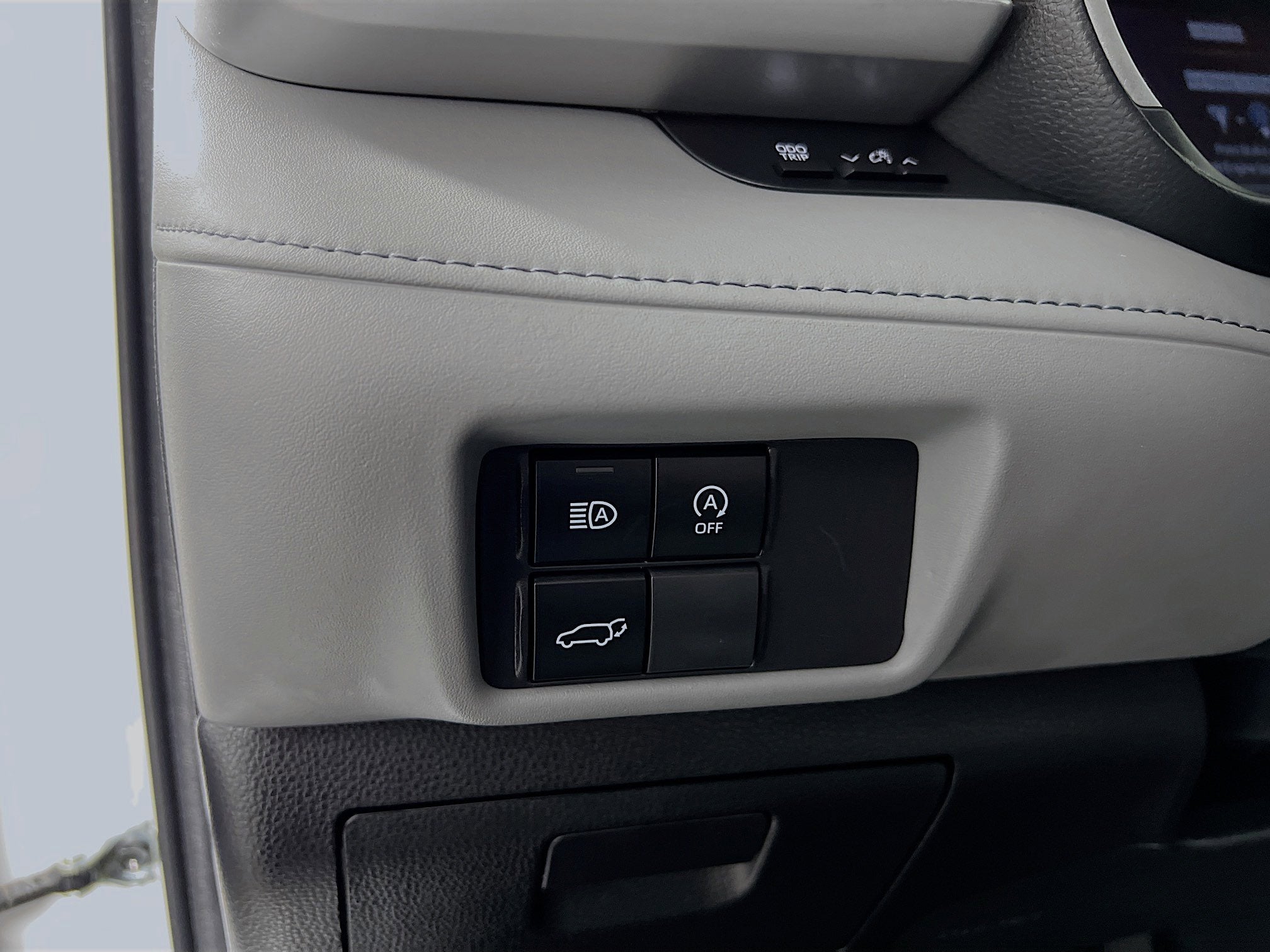 2023 Toyota Highlander Base