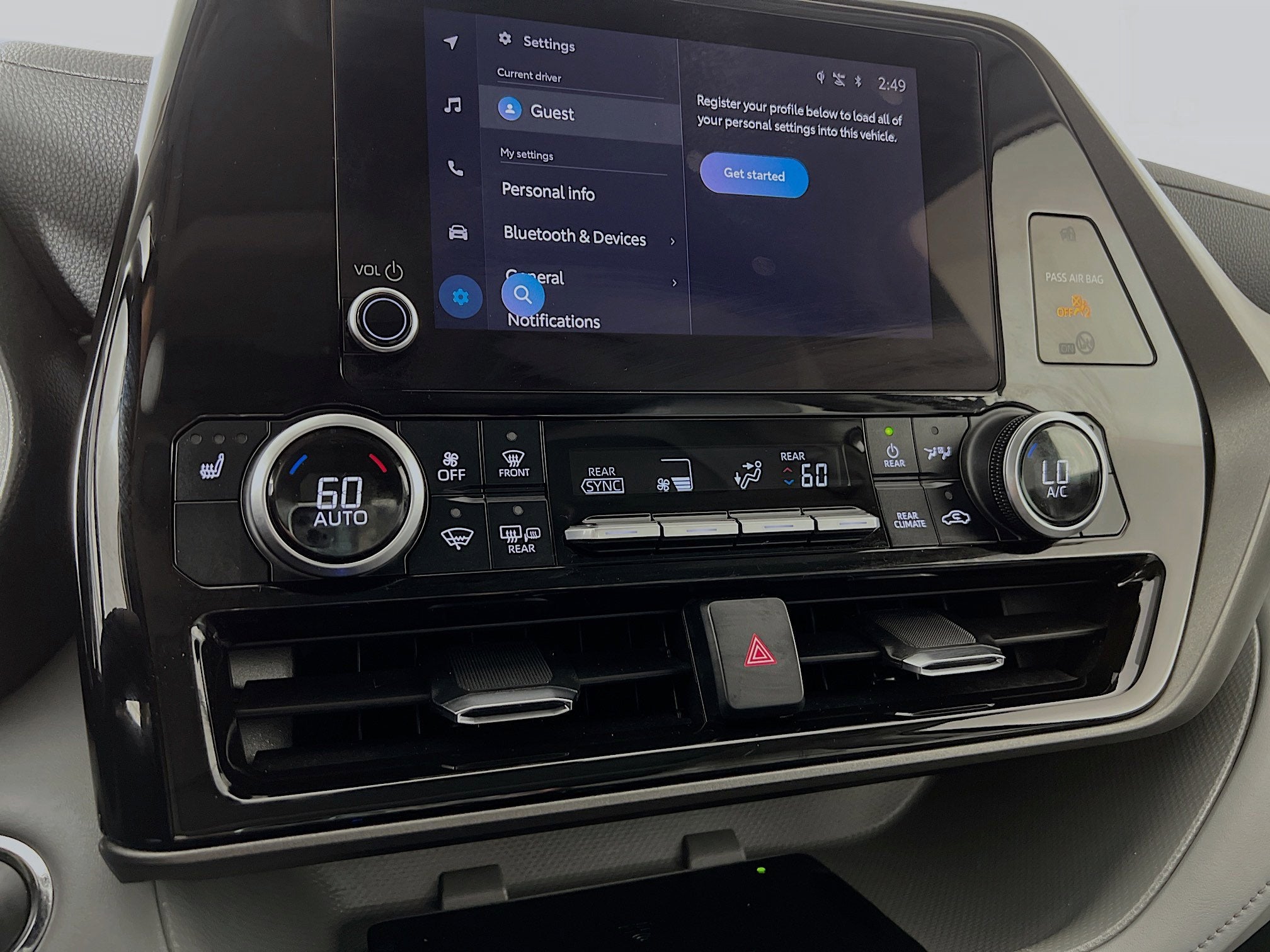 2023 Toyota Highlander Base
