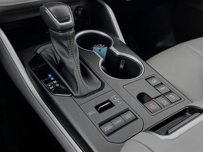 2023 Toyota Highlander Base