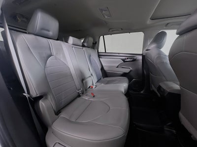 2023 Toyota Highlander Base
