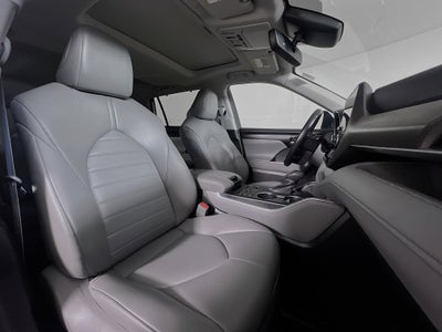 2023 Toyota Highlander Base