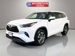 2023 Toyota Highlander Base