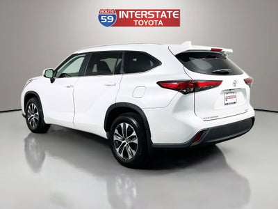 2023 Toyota Highlander Base