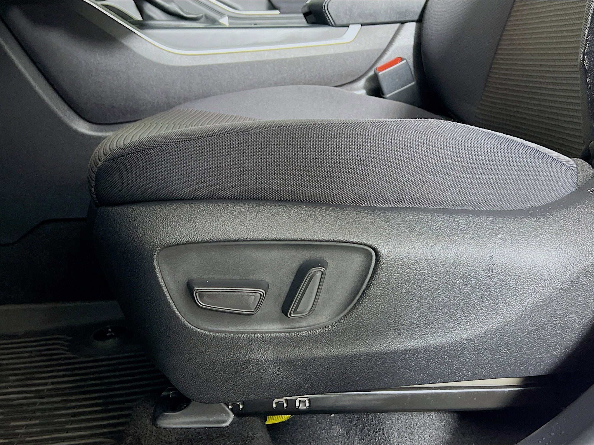 2025 Toyota Highlander Base