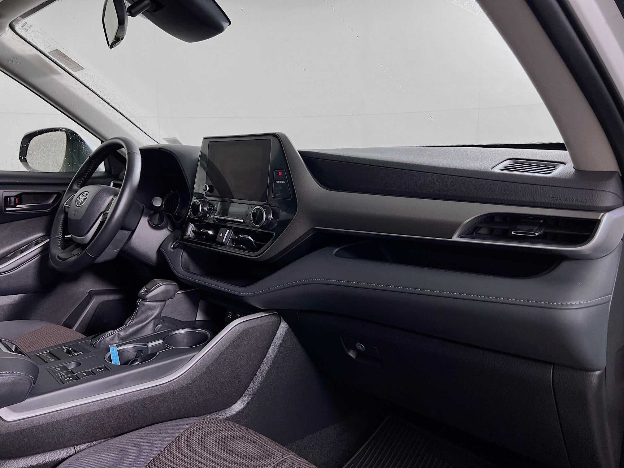 2025 Toyota Highlander Base