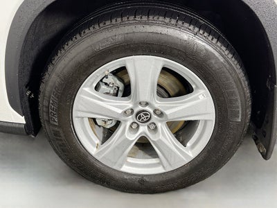 2025 Toyota Highlander Base