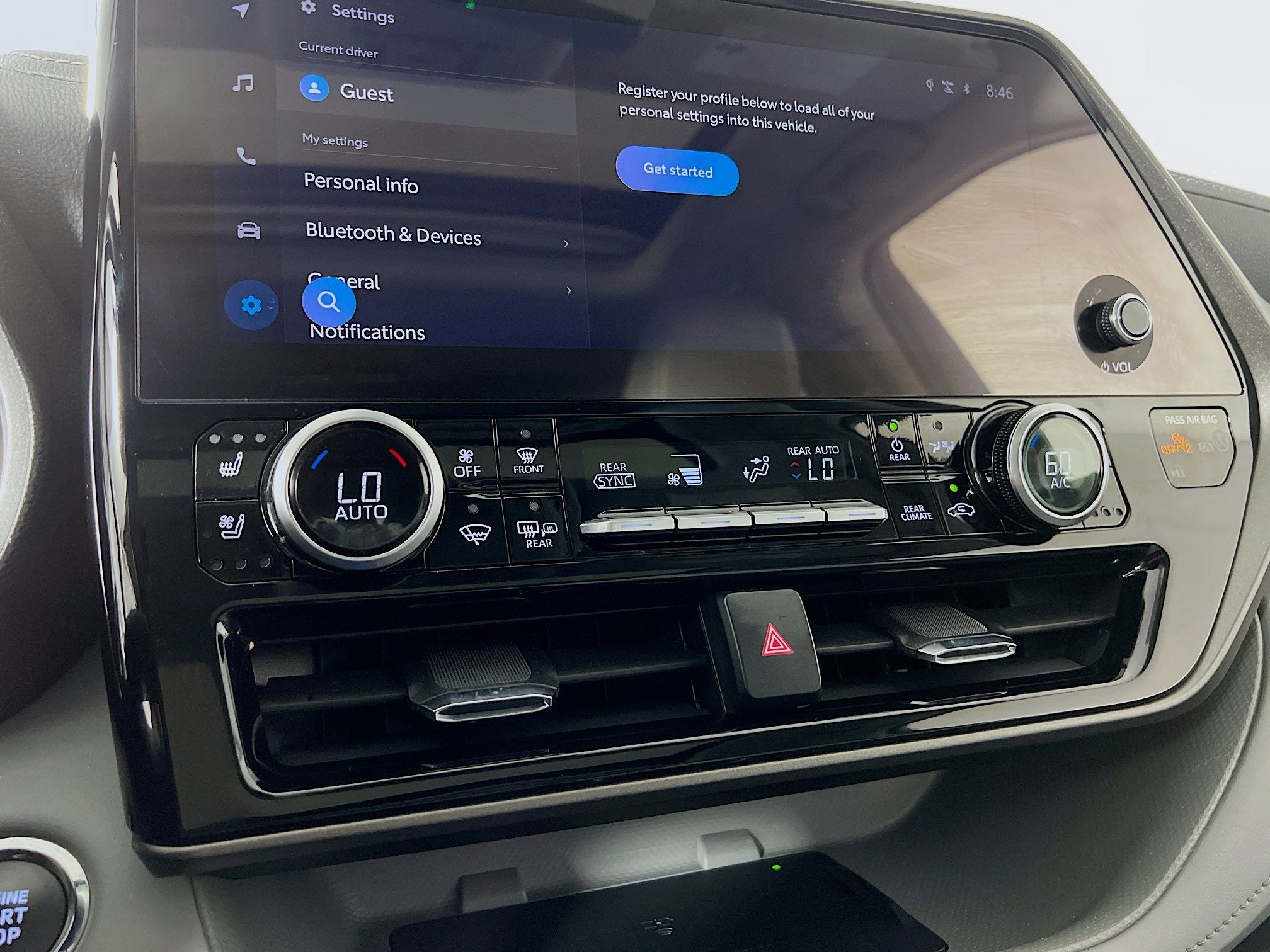 2023 Toyota Highlander Base