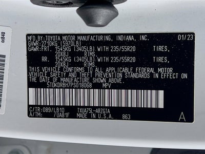 2023 Toyota Highlander Base