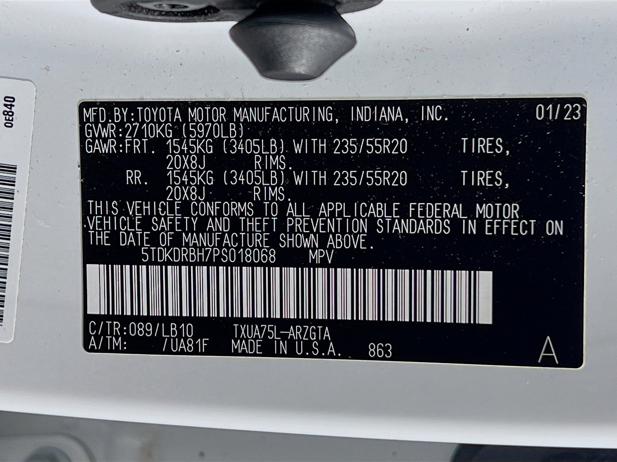 2023 Toyota Highlander Base