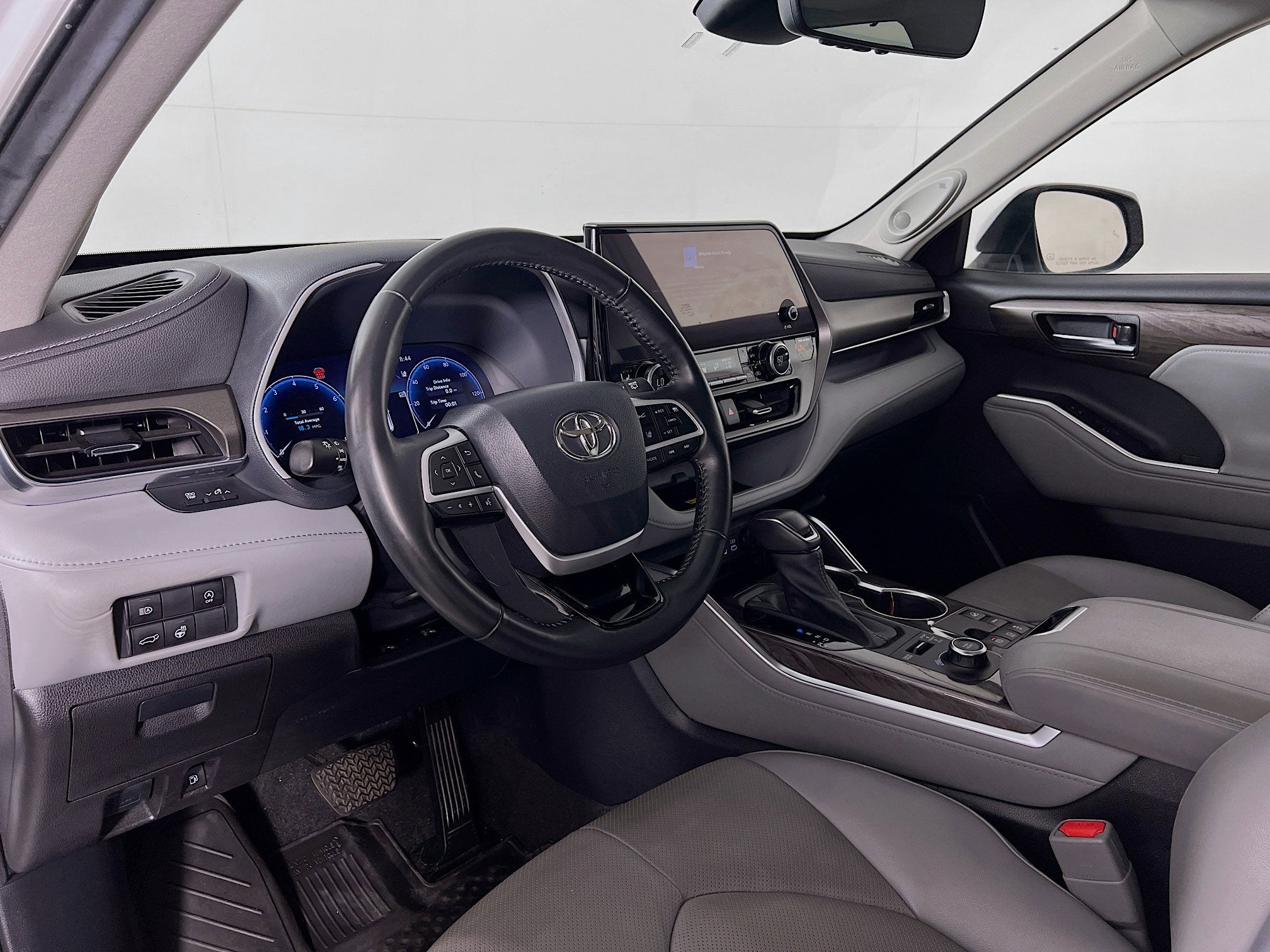 2023 Toyota Highlander Base