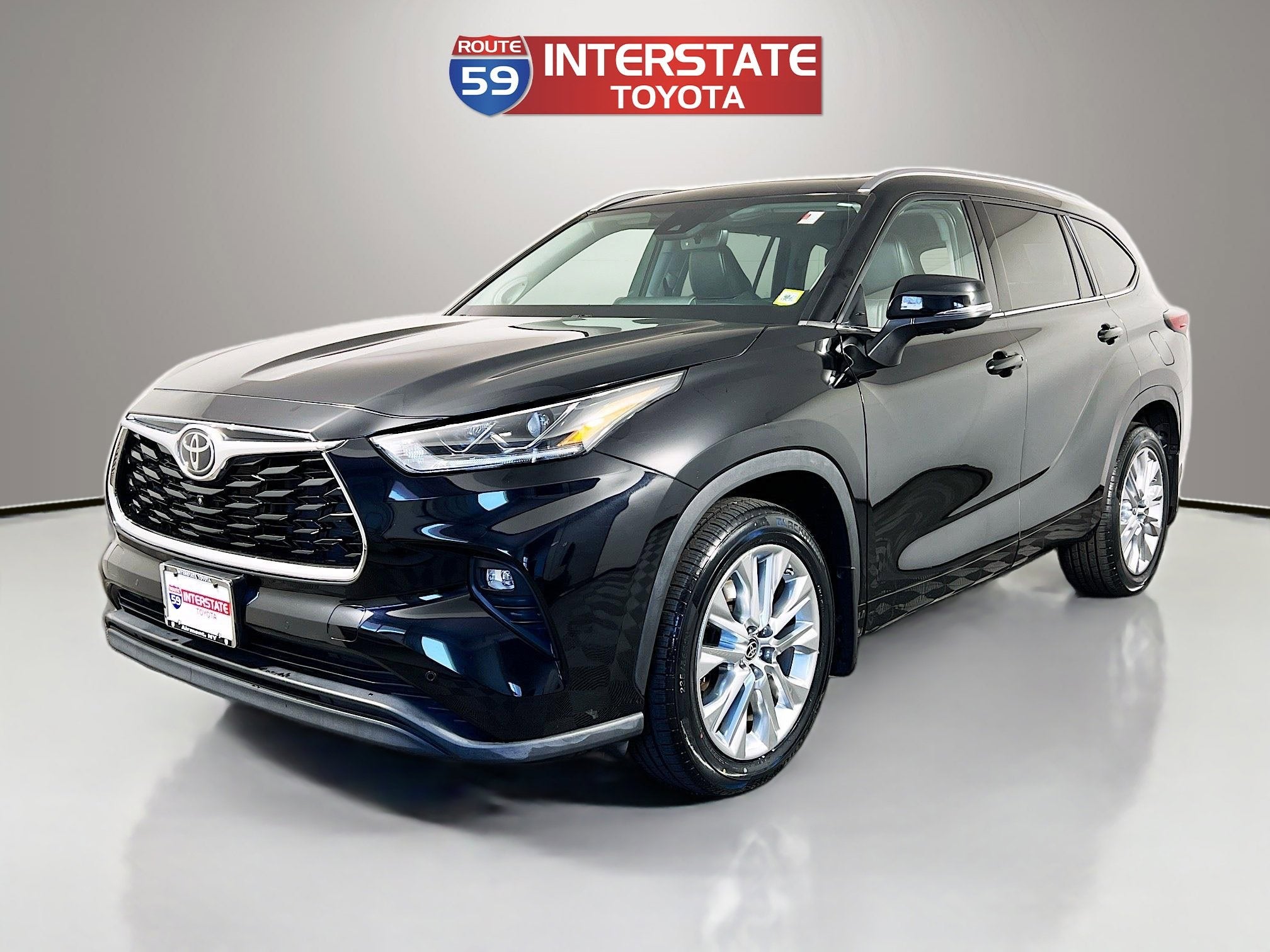 2023 Toyota Highlander Base