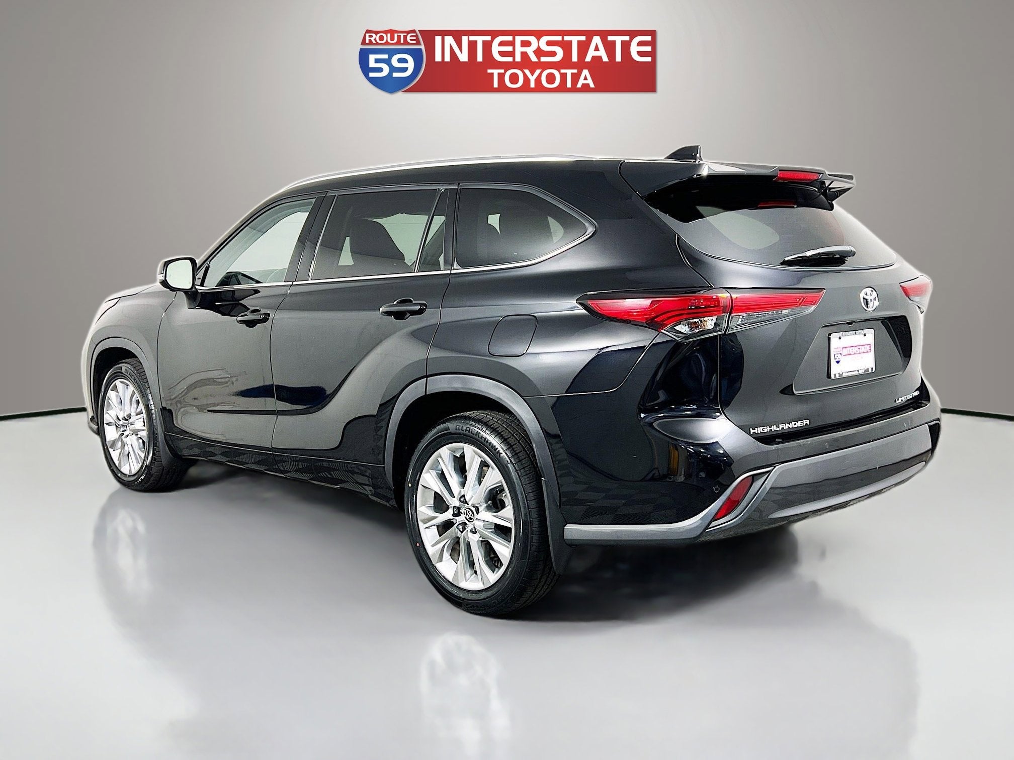 2023 Toyota Highlander Base