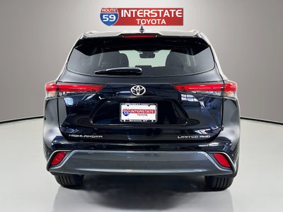 2023 Toyota Highlander Base