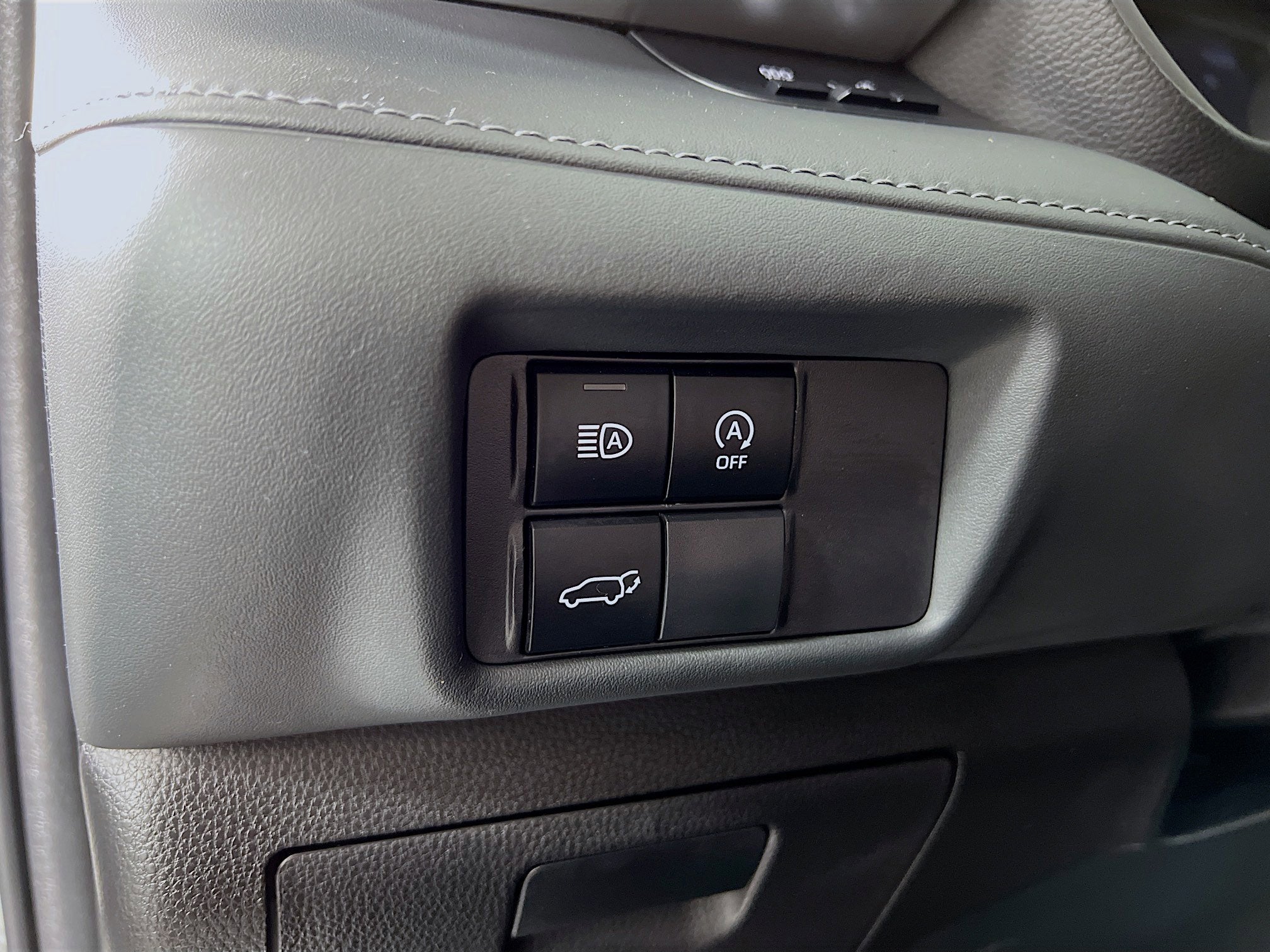 2025 Toyota Highlander Base