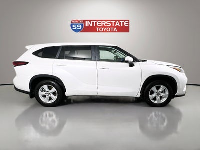 2025 Toyota Highlander Base