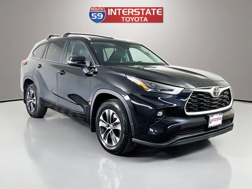 2023 Toyota Highlander Base