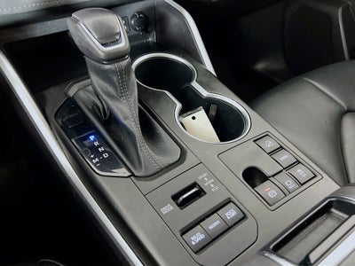 2023 Toyota Highlander Base