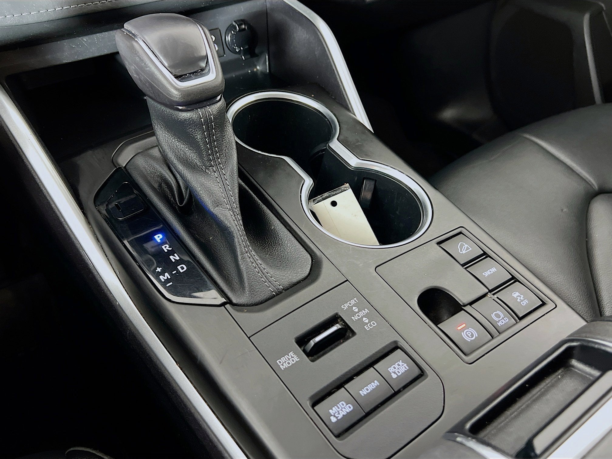 2023 Toyota Highlander Base