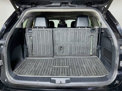 2023 Toyota Highlander Base