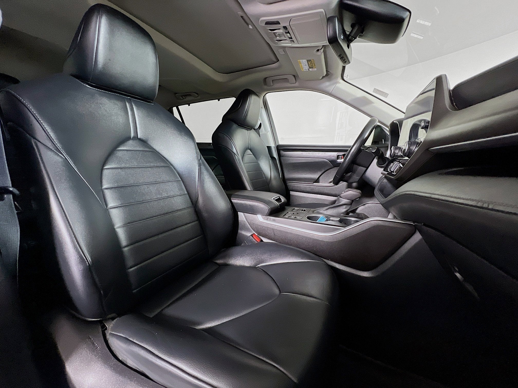 2023 Toyota Highlander Base