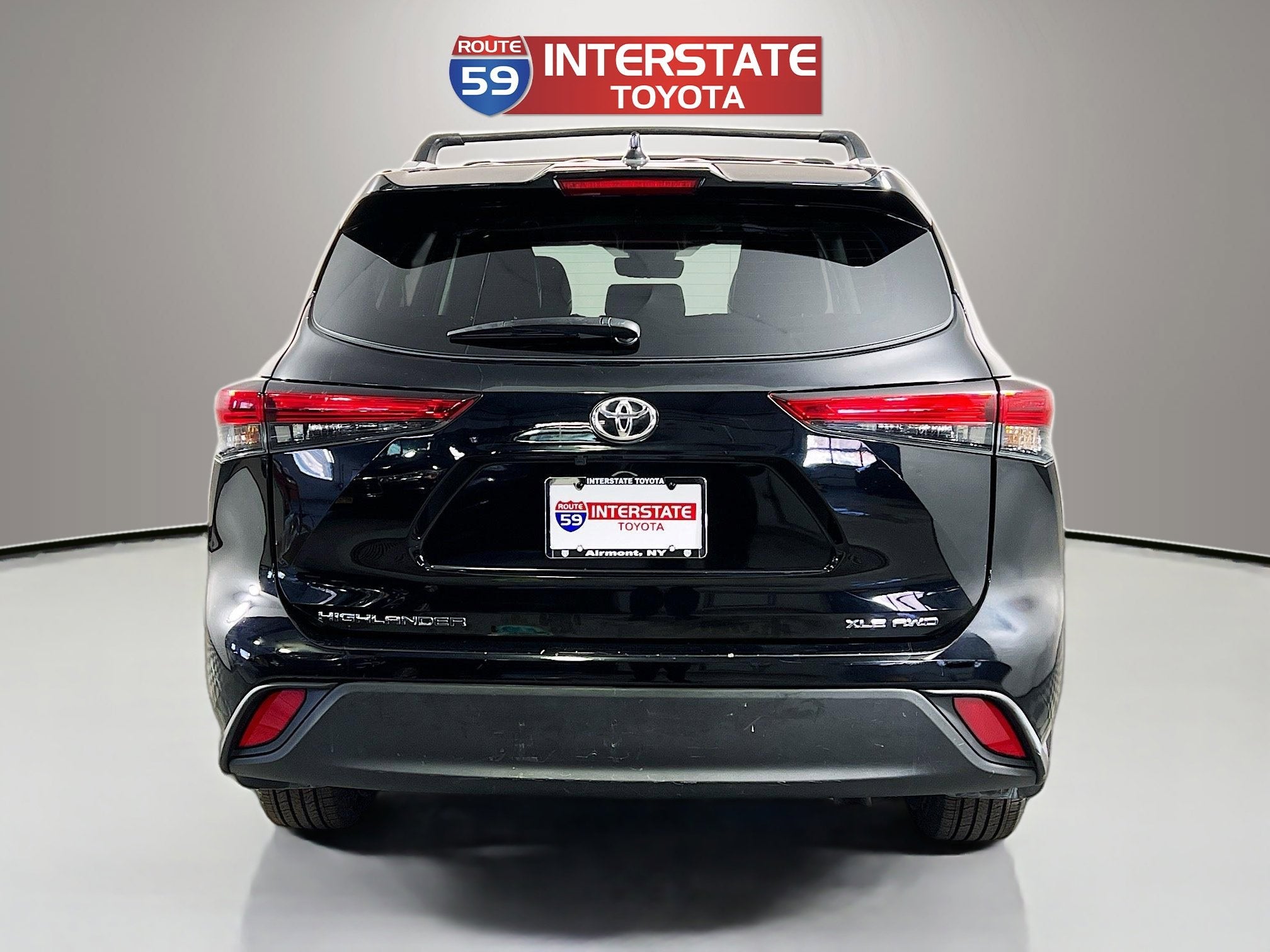 2023 Toyota Highlander Base