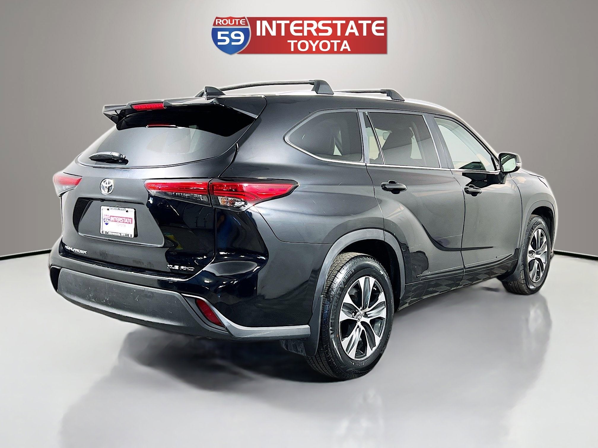 2023 Toyota Highlander Base