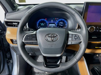 2024 Toyota Highlander Platinum
